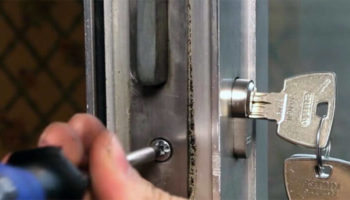 lock replacement - Andrea Locksmith